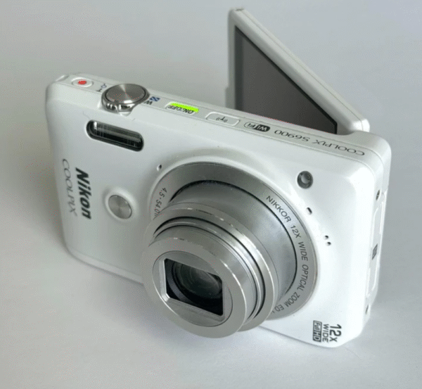 Pre-Owend Digital Camera Bundle RARE Glossy White – Refreshed Edition - Image 2