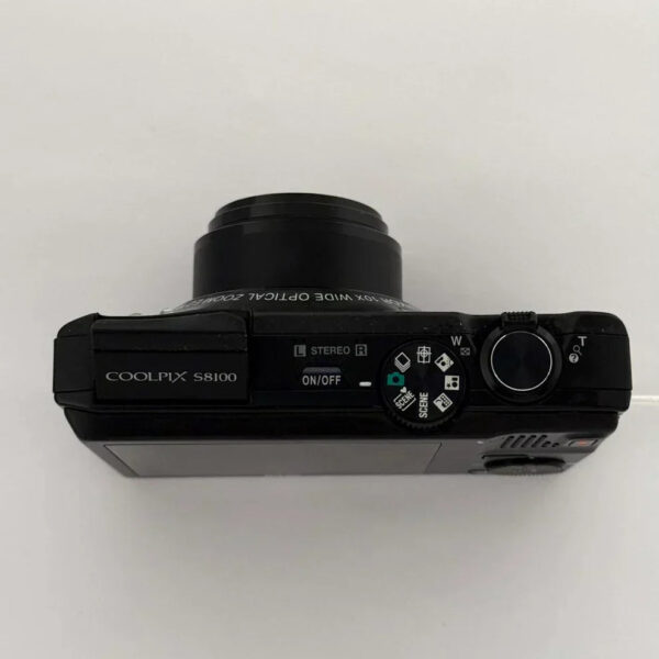 Pre-Owend Digital Camera Bundle rare – Refreshed Edition - Image 4