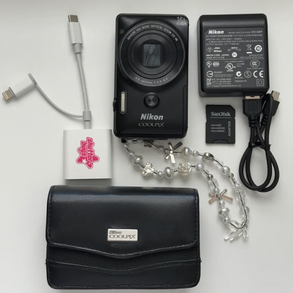 Pre-Owend Digital Camera Bundle – Refreshed Edition - Image 3