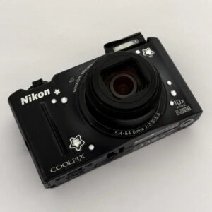 Pre-Owend Digital Camera Bundle rare – Refreshed Edition