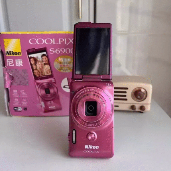Preowned Glossy Pink Digital Camera – Refreshed Edition - Image 4